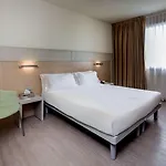 Hotel The Aries 4*