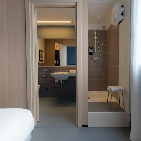 Hotel The Aries