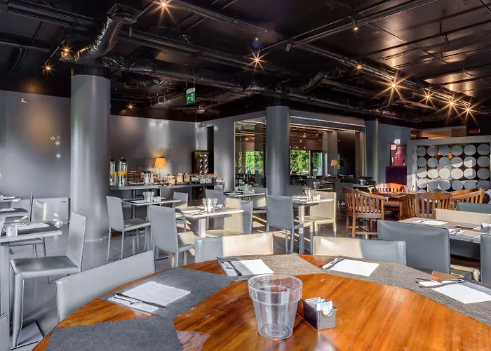 מלון The Aries 4*